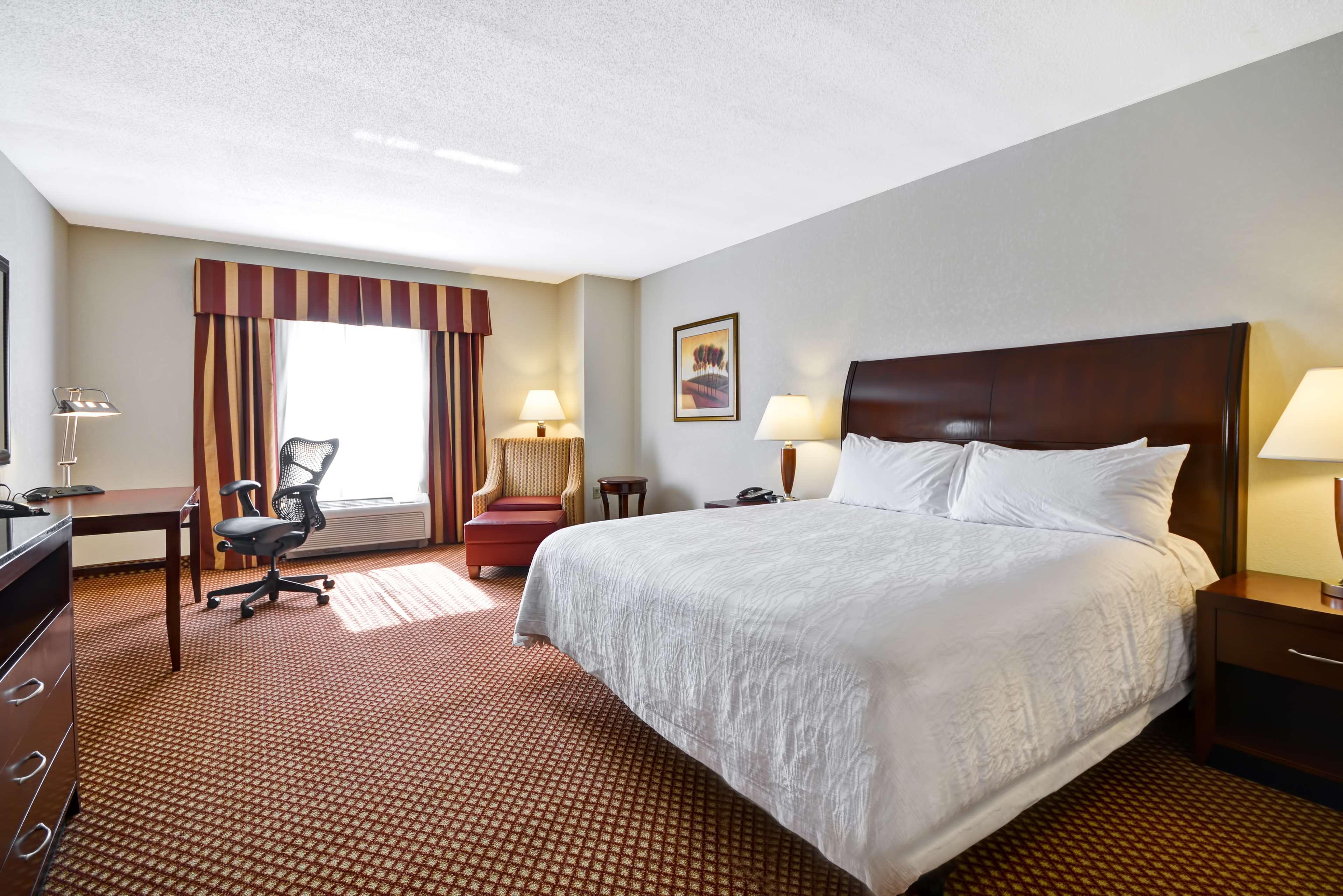 Hilton Garden Inn Tampa Riverview Brandon Exterior photo
