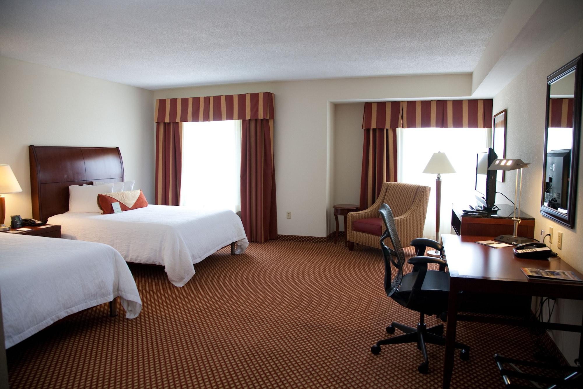 Hilton Garden Inn Tampa Riverview Brandon Exterior photo