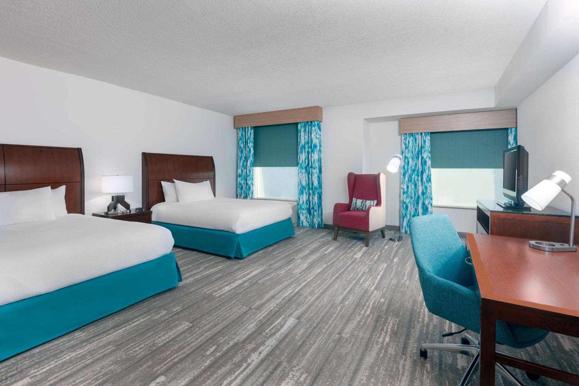 Hilton Garden Inn Tampa Riverview Brandon Exterior photo