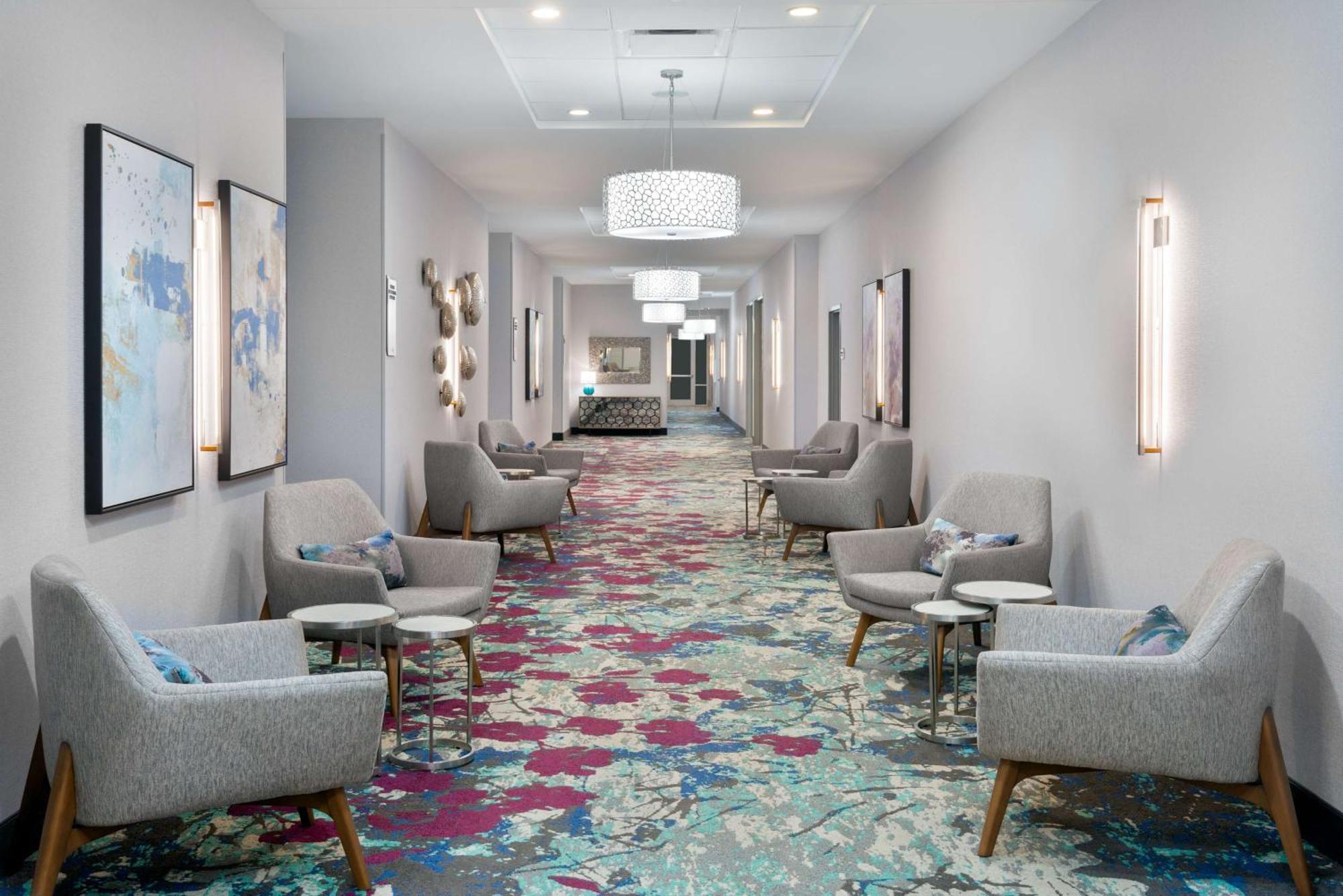 Hilton Garden Inn Tampa Riverview Brandon Exterior photo